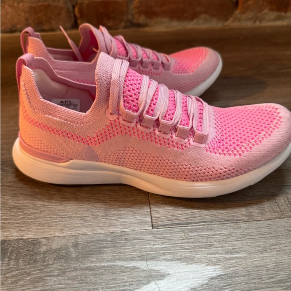 APL TechLoom Breeze - Picture 2 of 4